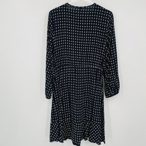 NWT Old Navy Size Medium Black & White Geometric Print Long Sleeve Midi Dress - Picture 9 of 9